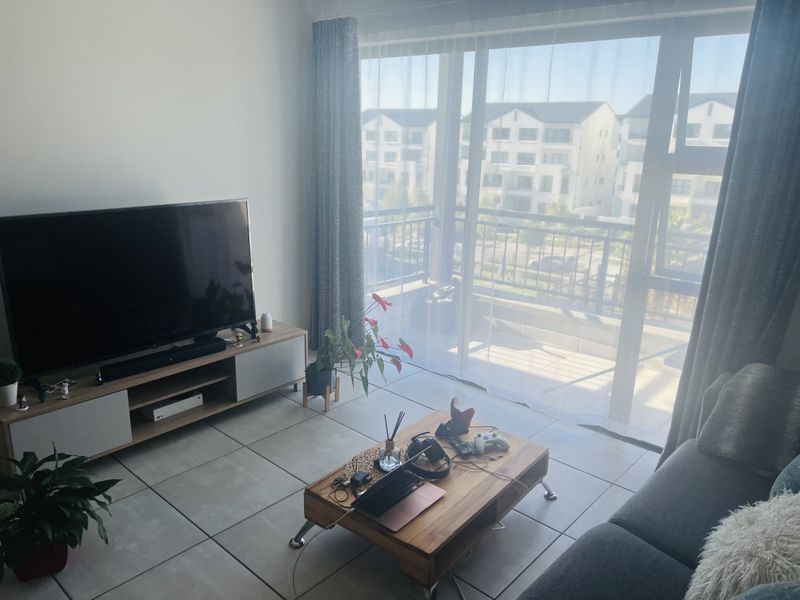 Sunny 1-Bedroom Apartment Close to the Lifestyle Centre at De Zicht - Photo 5
