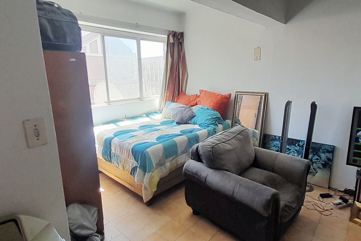 CENTRAL STUDIO / BACHELOR APARTMENT FOR RENT - Photo 2