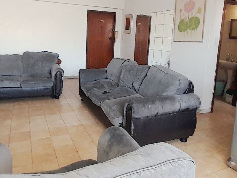 CENTRAL STUDIO / BACHELOR APARTMENT FOR RENT - Photo 2