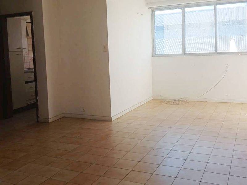 CENTRAL STUDIO / BACHELOR APARTMENT FOR RENT - Photo 3