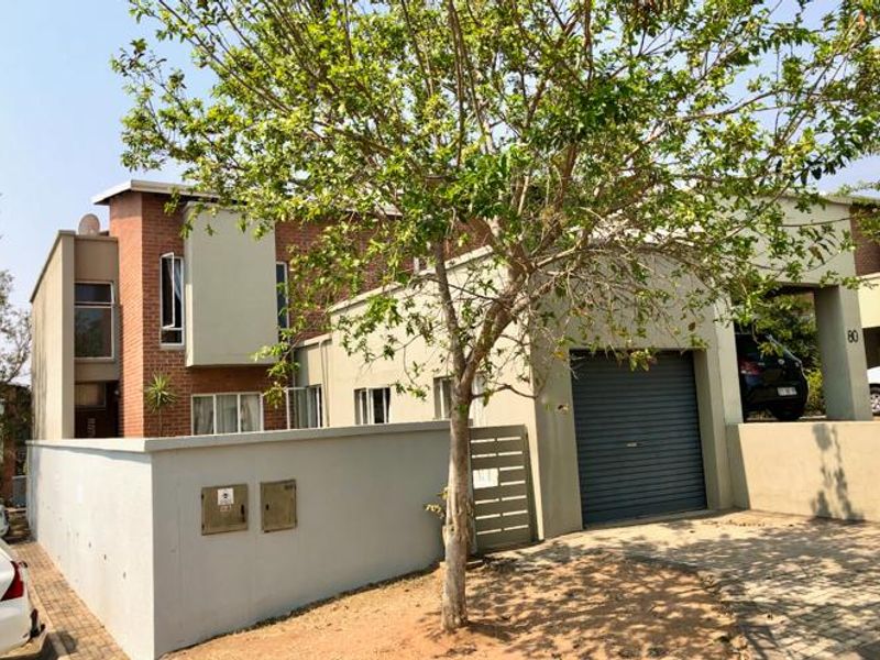 3 BEDROOM HOUSE IN COMPLEX TO LET - Photo 1