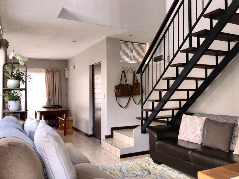 3 BEDROOM HOUSE IN COMPLEX TO LET - Photo 3