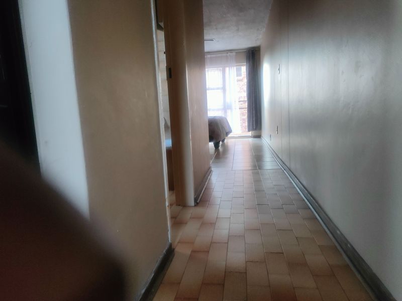 Flat For Sale In Pretoria - Photo 6