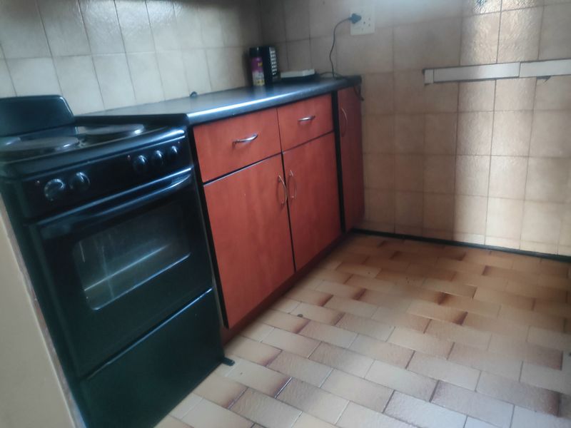 Flat For Sale In Pretoria - Photo 4