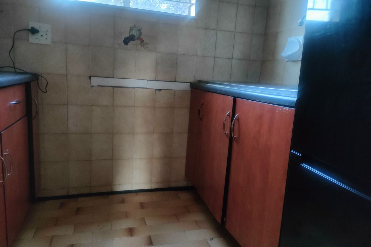 Flat For Sale In Pretoria - Photo 5