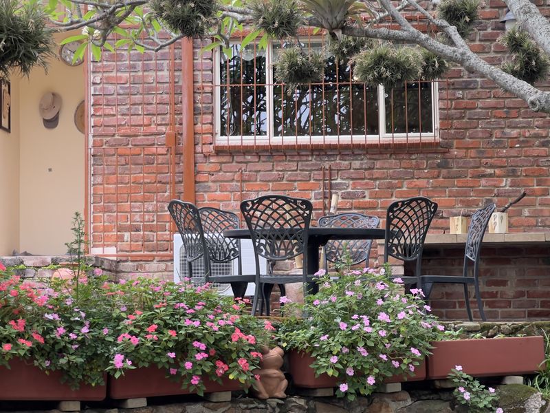 A Characteristic Country Lifestyle, Serenity with So Much Potential for Operating Functions/Air B&B - Photo 4