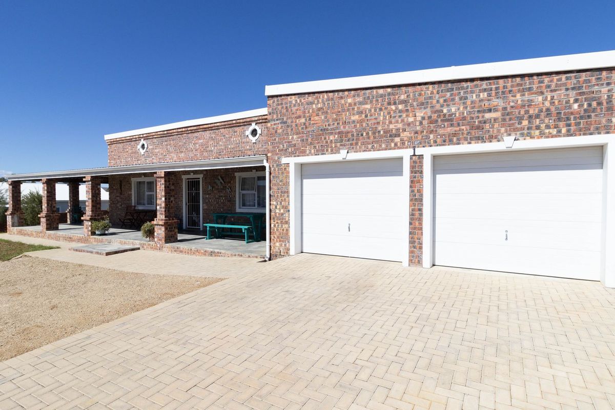 Modern Tranquility - Photo 3