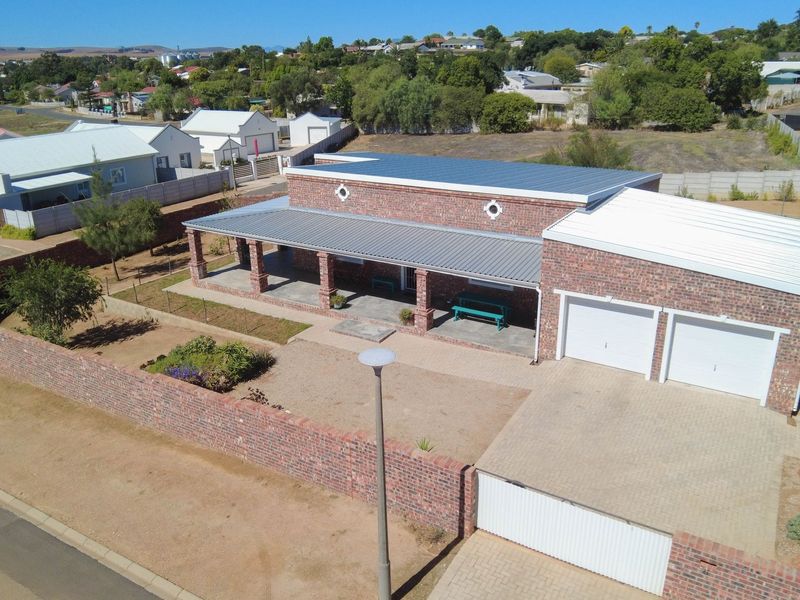 Modern Tranquility - Photo 2