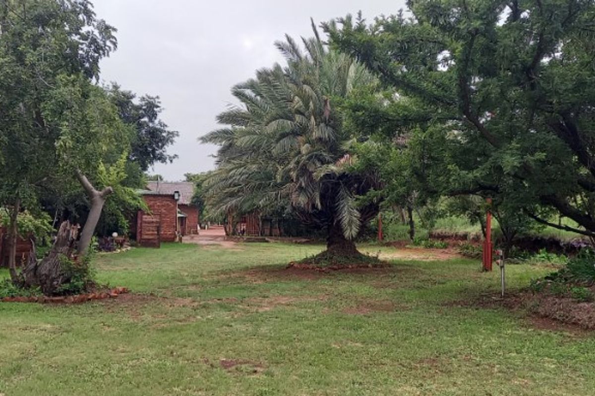 4.2 ha Smallholding for Sale in Mooinooi! - Photo 5