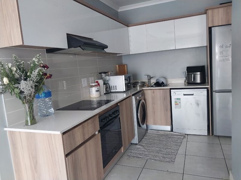 Apartment Rental Monthly In Pretoria - Photo 9