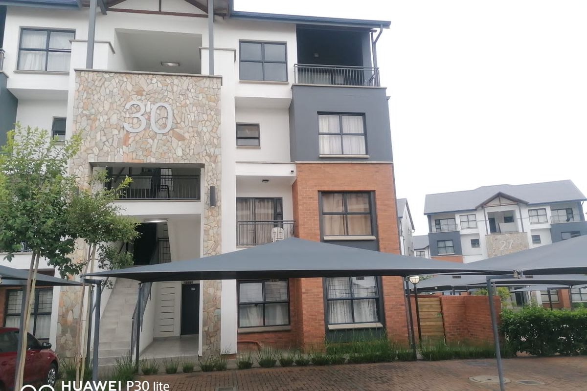 Apartment Rental Monthly In Pretoria - Photo 3