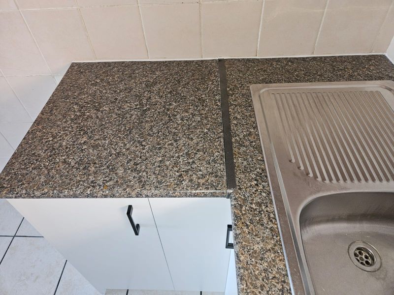 Spacious 2-Bedroom Apartment – Available Immediately in Kuilsrivier - Photo 2