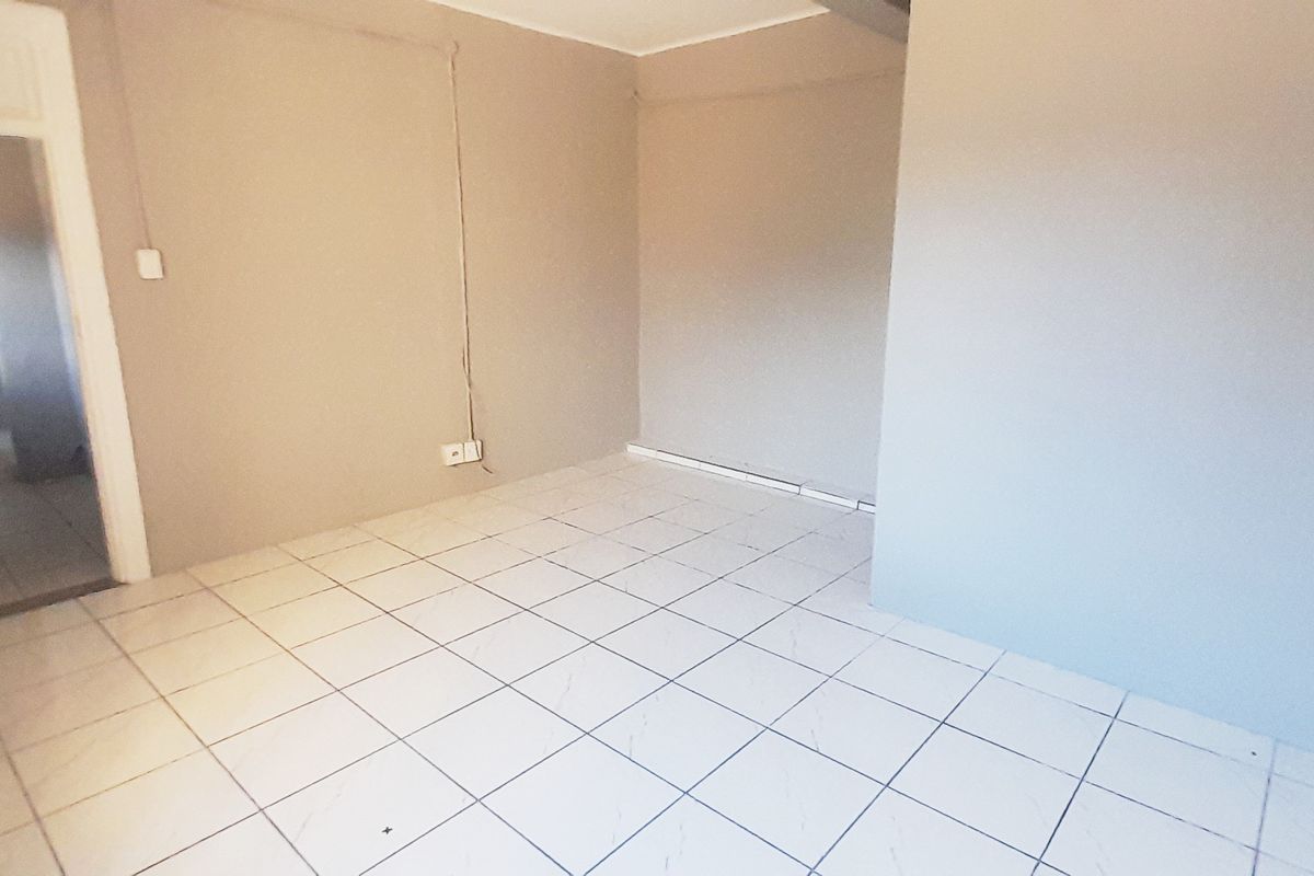 CENTRAL 1 BED 1 BATH APARTMENT FOR RENT - Photo 3