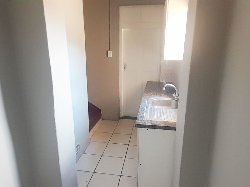 CENTRAL 1 BED 1 BATH APARTMENT FOR RENT - Photo 6