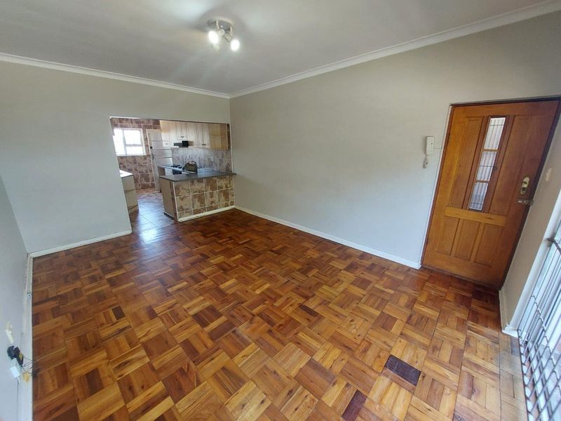 ADCOCKVALE 2 BED 1 BATH APARTMENT FOR RENT (CLOSE TO GREENACRES) - Photo 3