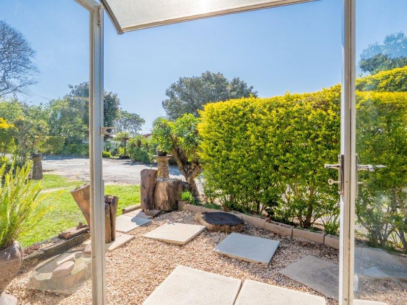 IMMACULATE UNIT FOR SALE - DONT MISS THIS BEAUTY - Photo 4