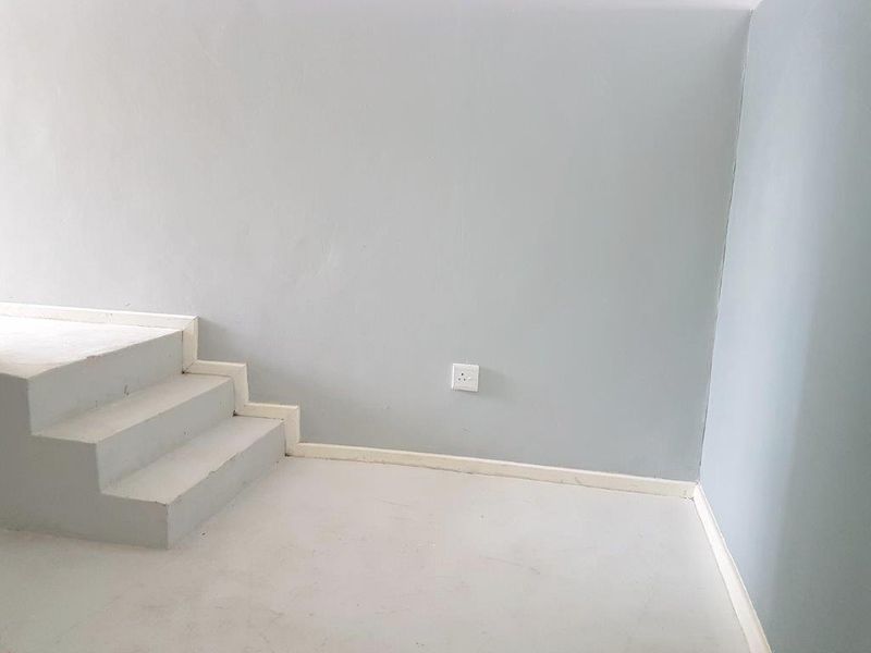 RICHMOND HILL 1 BED 1 BATH APARTMENT FOR RENT - Photo 2