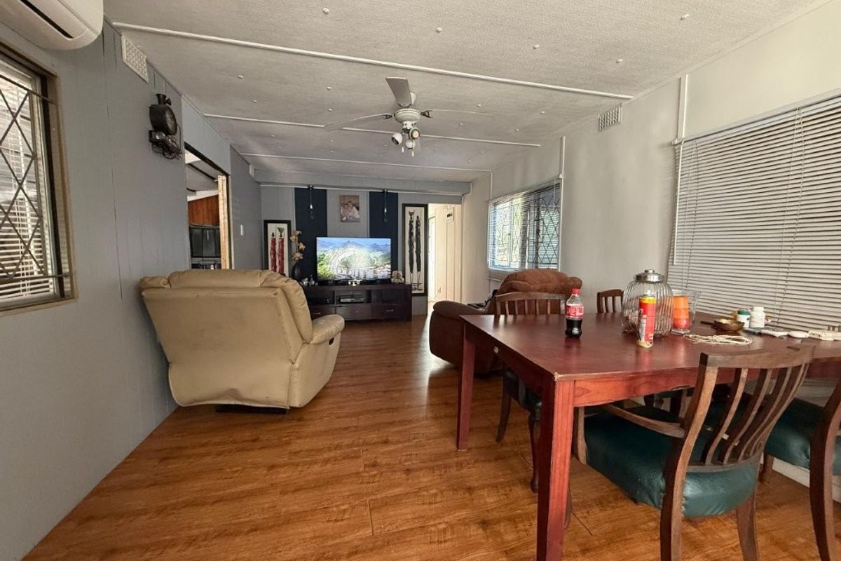 STUNNING UNIT FOR SALE  - INCHANGA PARK COUNTRY VILLAGE - Photo 5