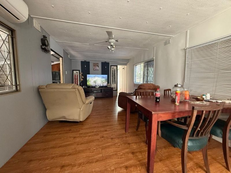 STUNNING UNIT FOR SALE  - INCHANGA PARK COUNTRY VILLAGE - Photo 5