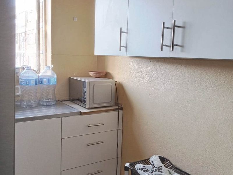 CENTRAL 1 BED 1 BATH APARTMENT FOR RENT - Photo 3