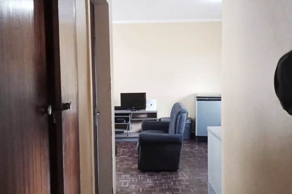 CENTRAL 1 BED 1 BATH APARTMENT FOR RENT - Photo 2