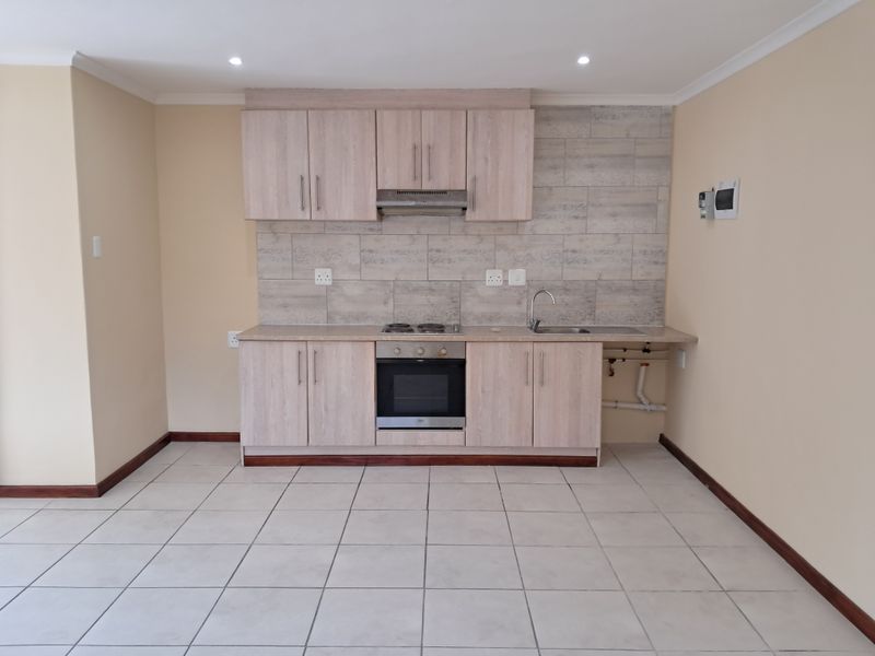 KAMMA PARK STUDIO / BACHELOR APARTMENT FOR RENT - Photo 1