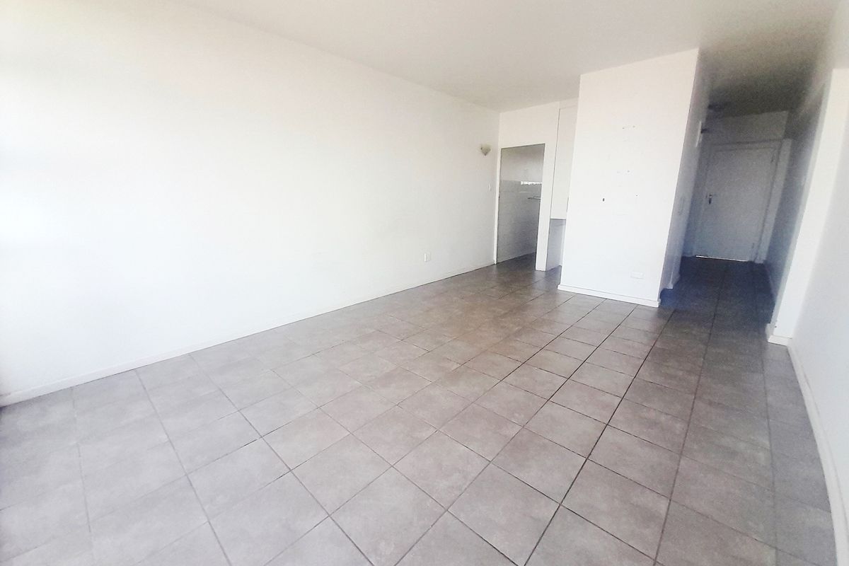 CENTRAL BACHELOR / STUDIO APARTMENT FOR RENT - Photo 3