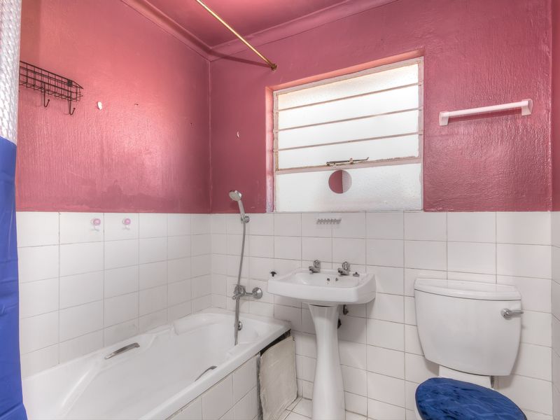 Charming 2-Bedroom Duplex with Outdoor Braai Area - Photo 7