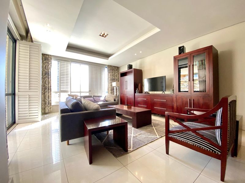 Luxury 2 Bed Apartment in Sandton Central! - Photo 2