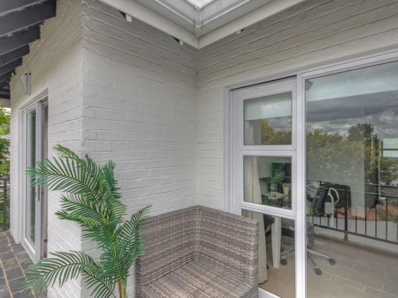 Spacious 5-Bedroom Cluster with Pool and Solar Backup in Bryanston East - 1st July 2026 - Photo 8