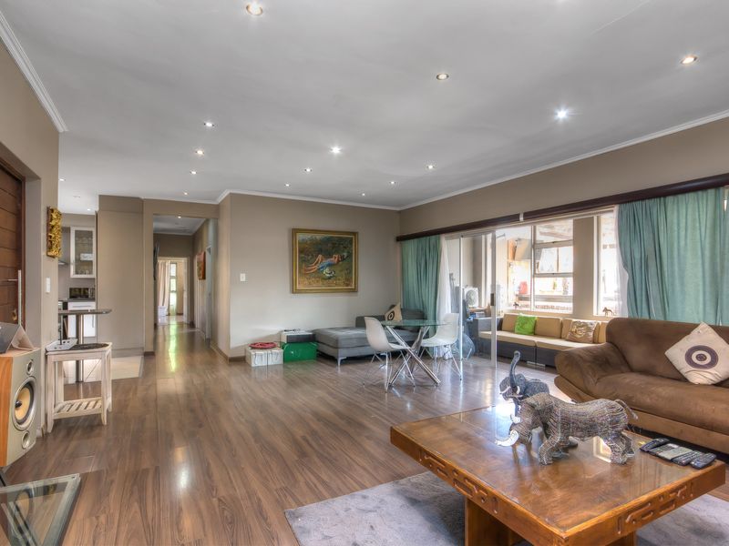 Great investment opportunity not to be missed! - Photo 2