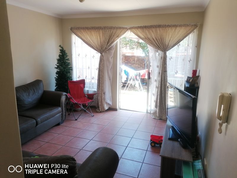Simplex For Sale In Pretoria - Photo 9