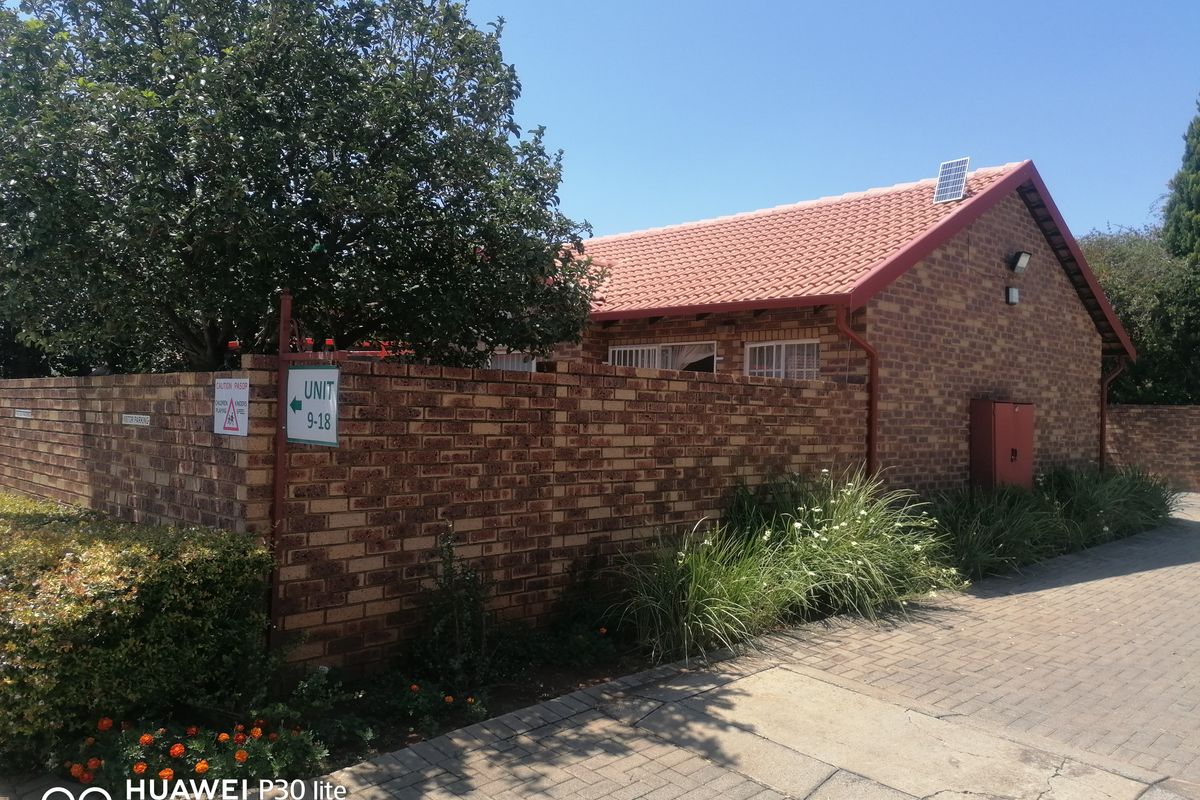Simplex For Sale In Pretoria - Photo 3