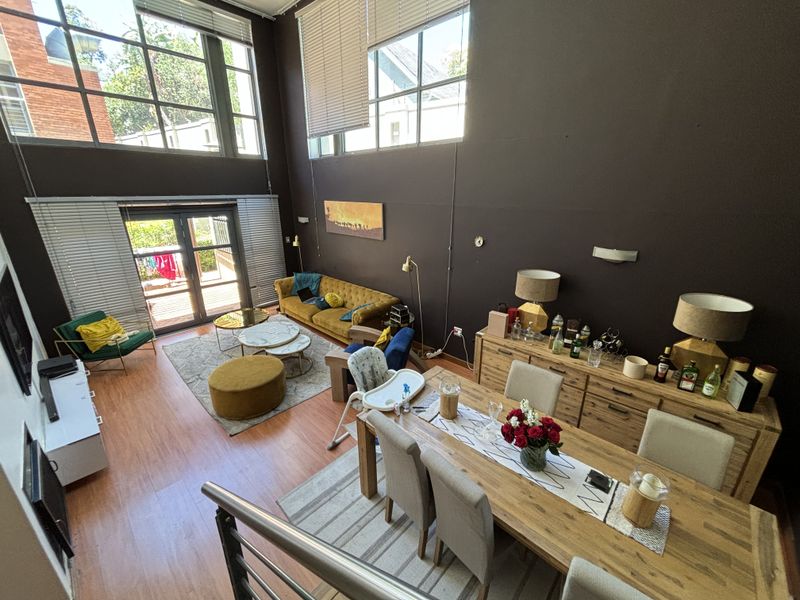 3 Bed 3.5 Bathroom apartment for sale in Hyde Park - Photo 2