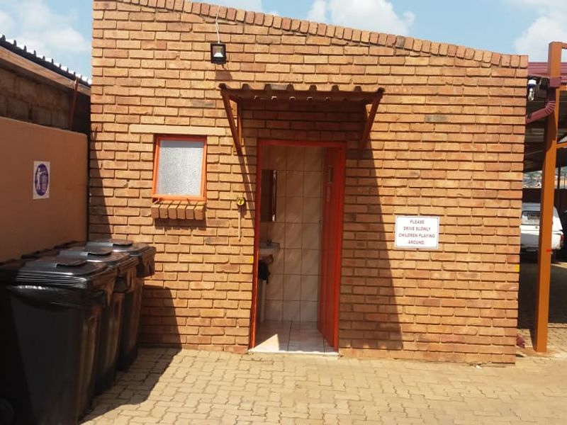 Apartment Block For Sale In Pretoria - Photo 5