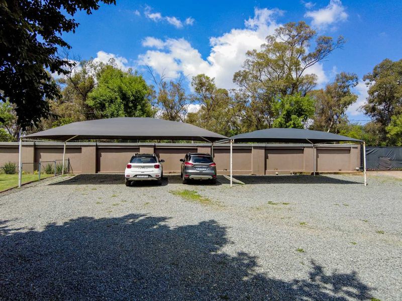 FOR SALE: Agricultural Property with Cottage in Chartwell - Photo 8