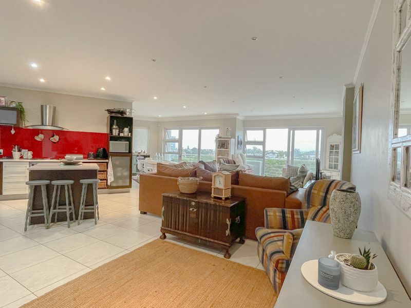 ST GEORGES PARK 3 BED 2 BATH APARTMENT FOR SALE - Photo 8