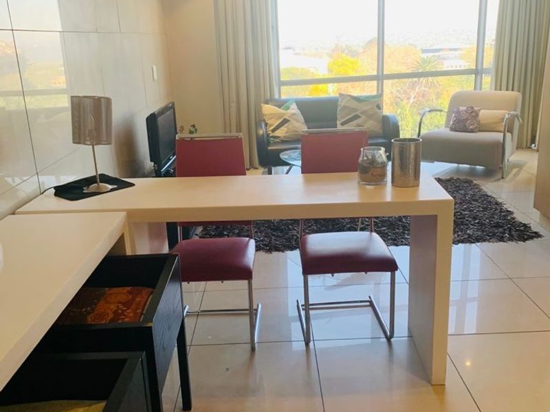 Executive Style Apartments - Photo 5