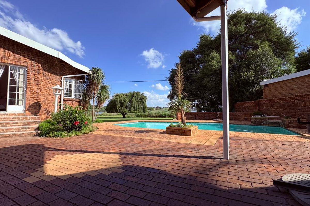 Breathtaking Home in Dalpark 1 For Sale - Photo 3