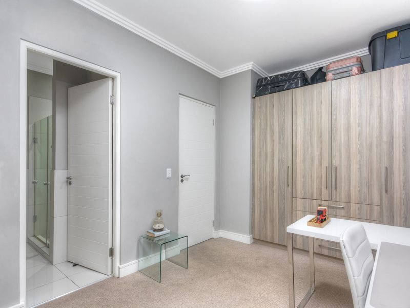 Exceptional Investment Opportunity in Bryanston – Modern 2-Bedroom Duplex with Stunning Views - Photo 6