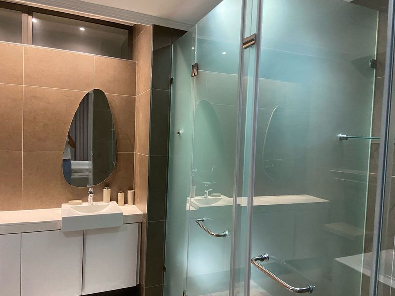 Furnished Luxury Rental Apartment in Morningside, Sandton-Central Square - Photo 9