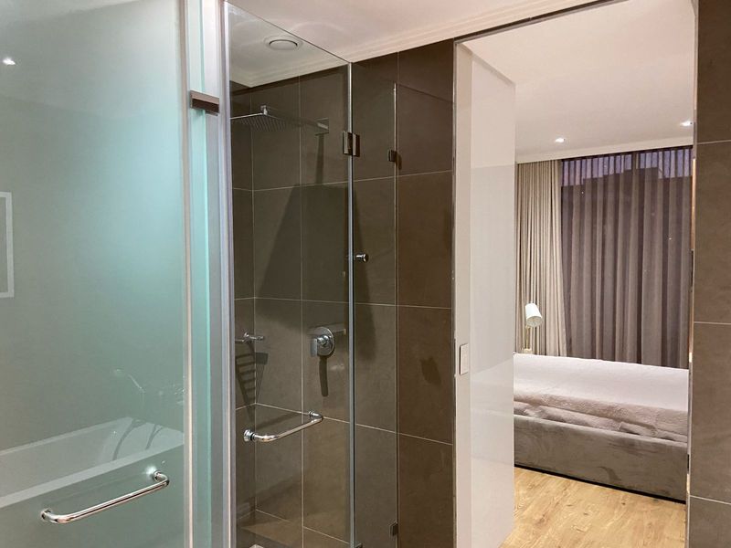 Furnished Luxury Rental Apartment in Morningside, Sandton-Central Square - Photo 6
