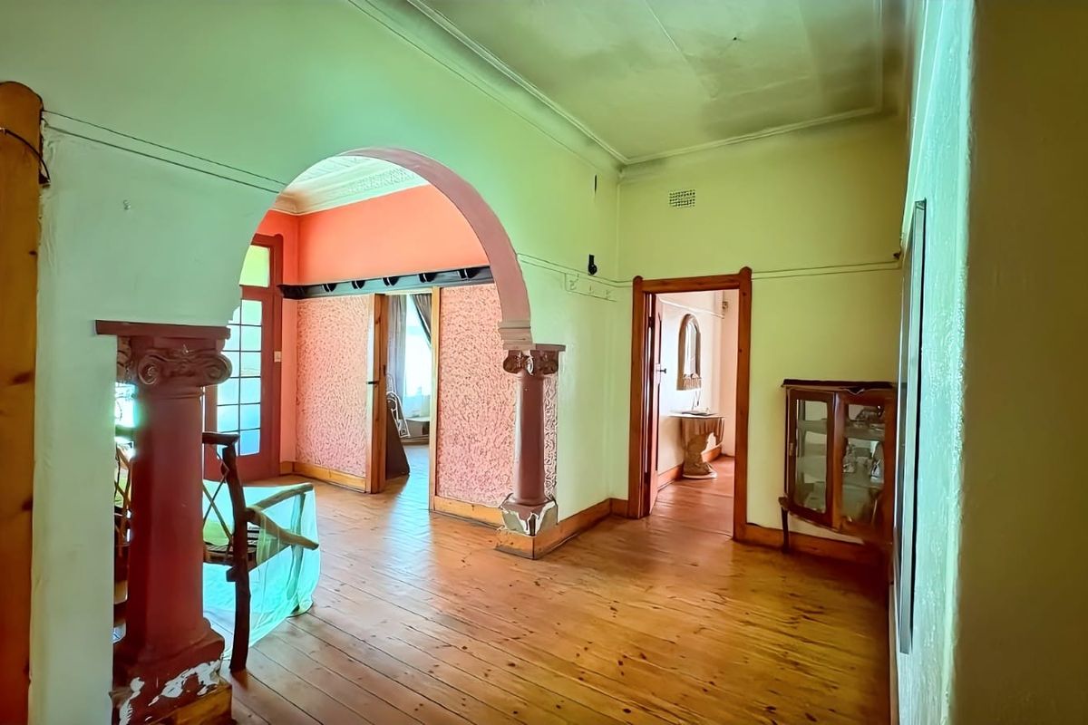 Massive family home in Brakpan - Photo 4