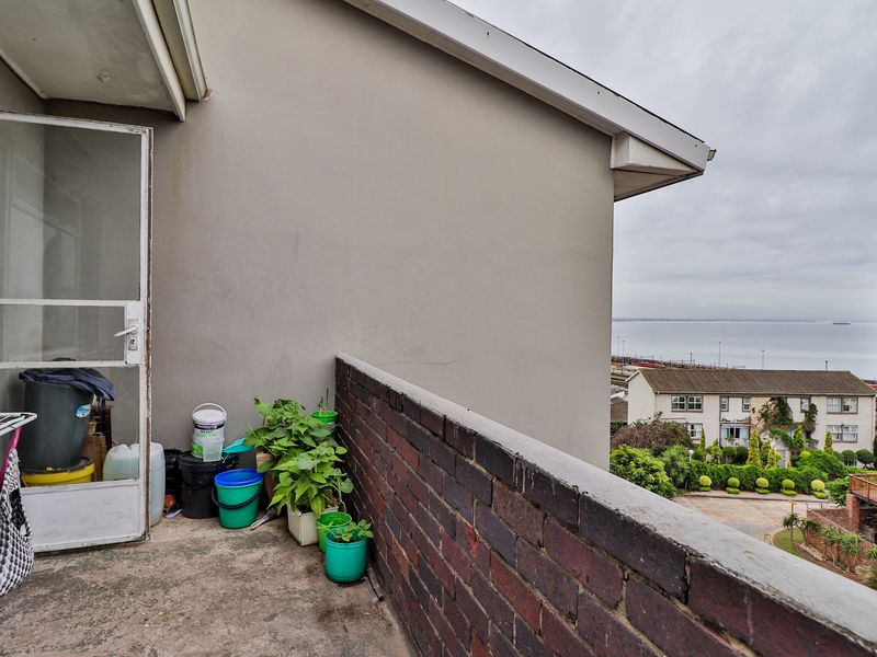 RICHMOND HILL 2 BED 1 BATH APARTMENT WITH PARKING BAY FOR RENT - Photo 7