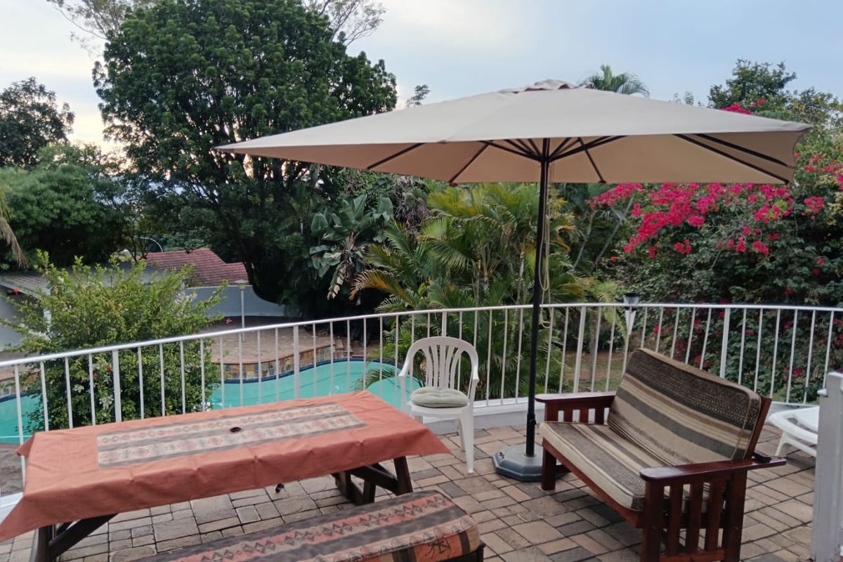 Large 3 Bedroom Home with Flatlet in a Beautiful Indigenous Garden with Sparkling Swimming Pool - Photo 5