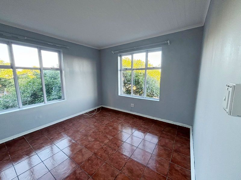 CENTRAL ROOM IN HOUSE FOR RENT - Photo 2