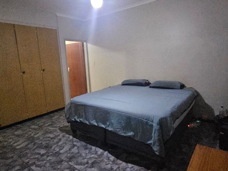 3 Bedroom House To Let in Mooinooi. - Photo 7