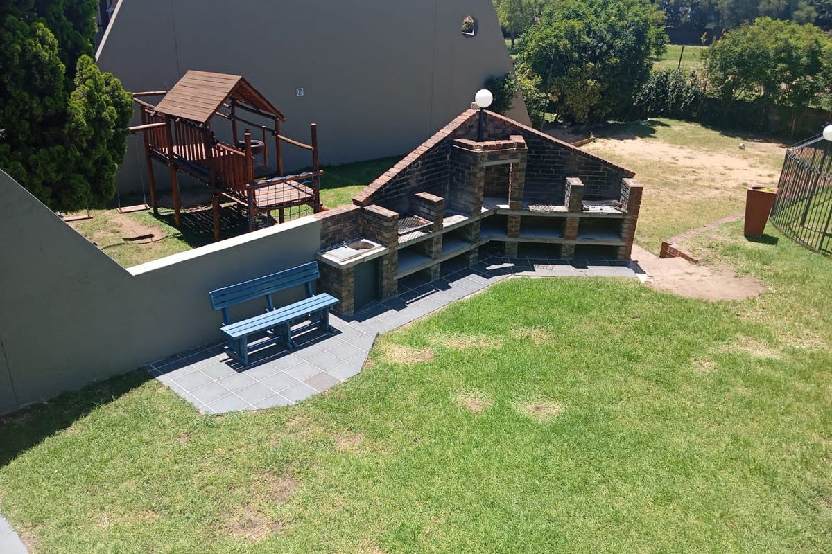 2 Bedroom Apartment for sale - Photo 3