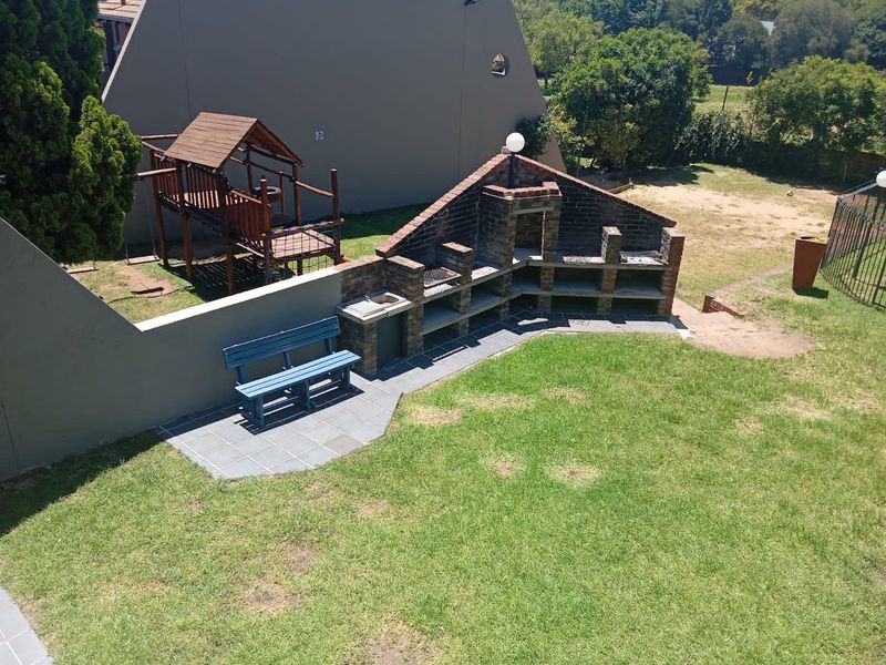 2 Bedroom Apartment for sale - Photo 3