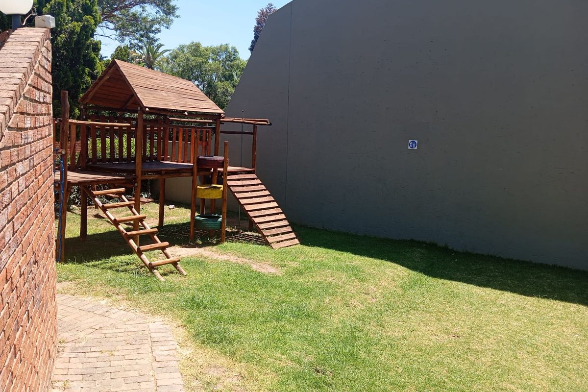 2 Bedroom Apartment for sale - Photo 5